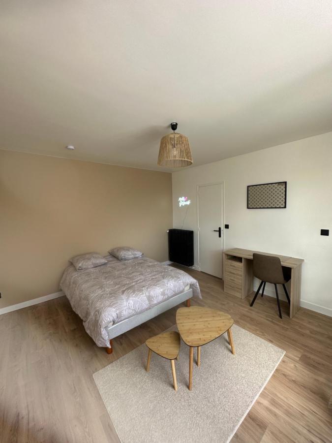 Le Madeleine - Cosy & Renove - Face Tram Apartment Orleans Bagian luar foto
