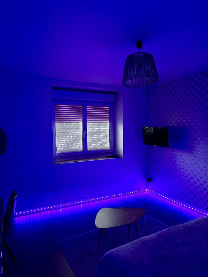 Le Madeleine - Cosy & Renove - Face Tram Apartment Orleans Bagian luar foto